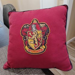 Harry Potter Gryffindor House Patch Blk & Wht Throw Pillow $30