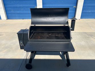 Traeger Pellet Grill Smoker