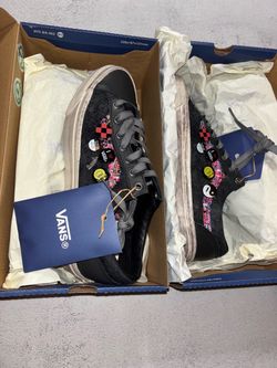 Vans souvenir size 10, 10.5