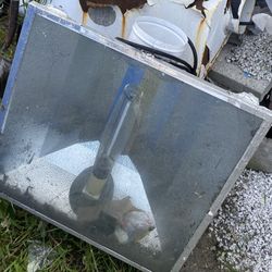 Plant heating lamp