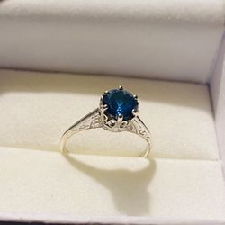 Sterling Silver Blue Topaz Ring