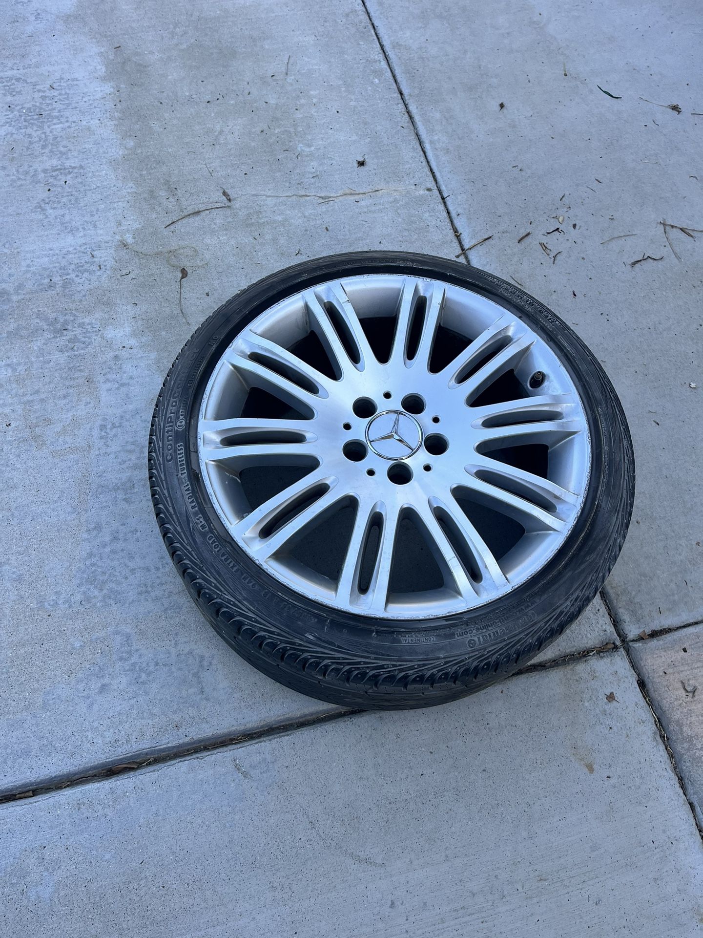 Tyre For Mercedes Benz E350