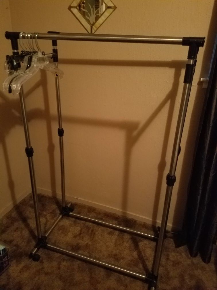 Clothes rack