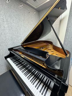 Samick grand piano SG-185
