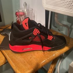 Jordan 4 red Thunders
