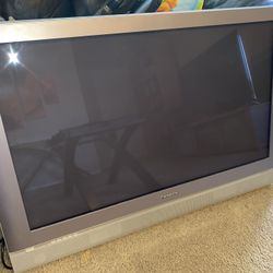 42" Panasonic Viera Plasma TV (Model No. TH-42PX6U)