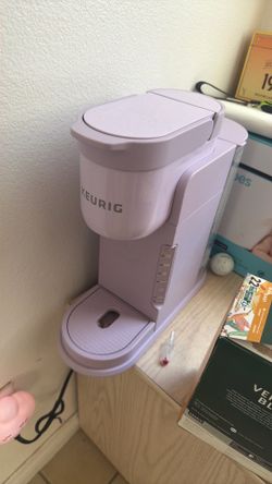 Keurig coffee maker incl k-cup pod
