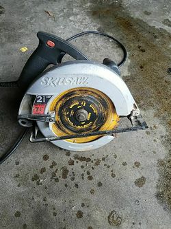 Skilsaw with blade works great