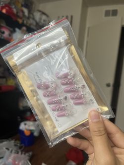 Pink Press On Nails