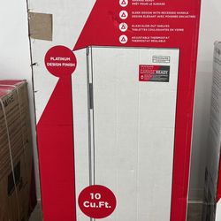 FRIGIDAIRE 2-IN-1 CONVERTIBLE UPRIGHT FREEZER OR FRIDGE