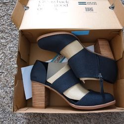 TOMS Milan boots