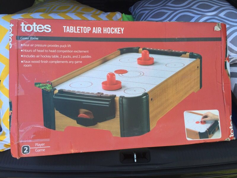 Tabletop air hockey table