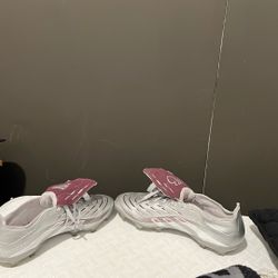 Nike Adidas Predators Size 8 Men’s