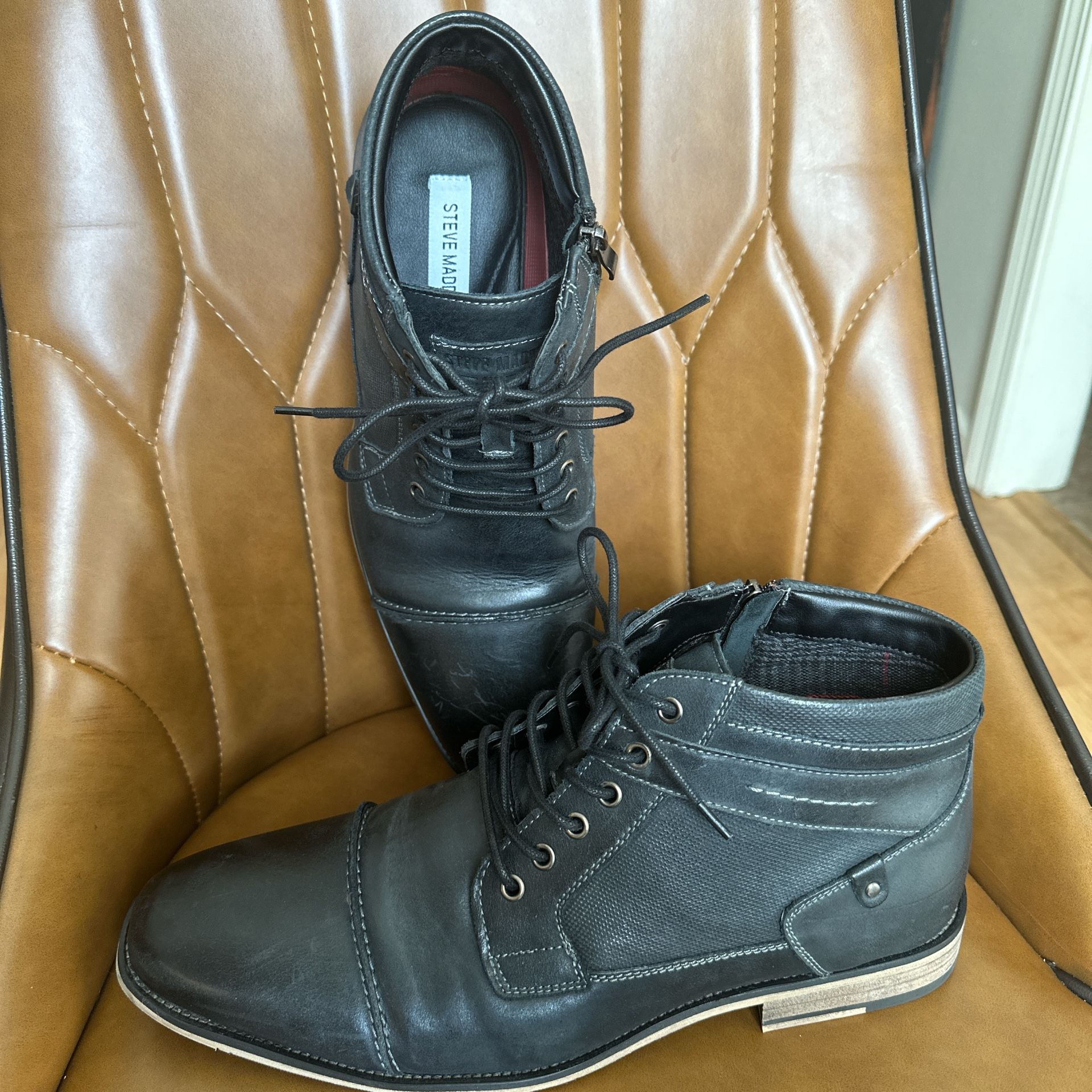 Steve Madden Men’s Lace up Leather Boots 