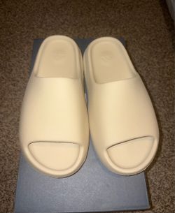 Yeezy Bone Slides