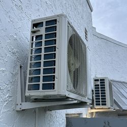 Air Conditioner Mini Split 22,000 bTU / 2 Ton