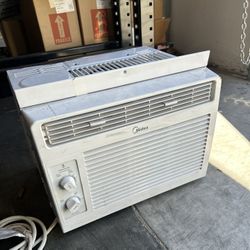Window AC UNIT