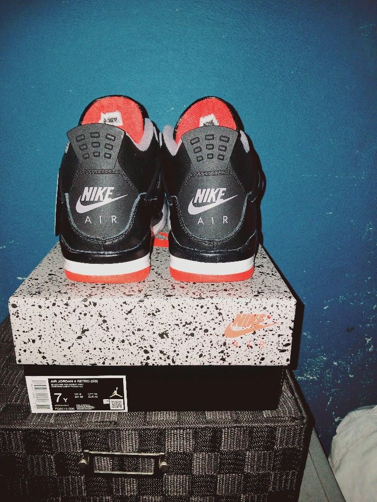 Jordan Retro 4 Reimaged