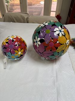 New-metal Garden Yard Art Balls 