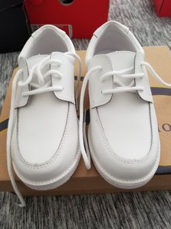 New little Boy White Shoes