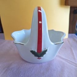 VINTAGE PORCELAIN XMAS BASKET