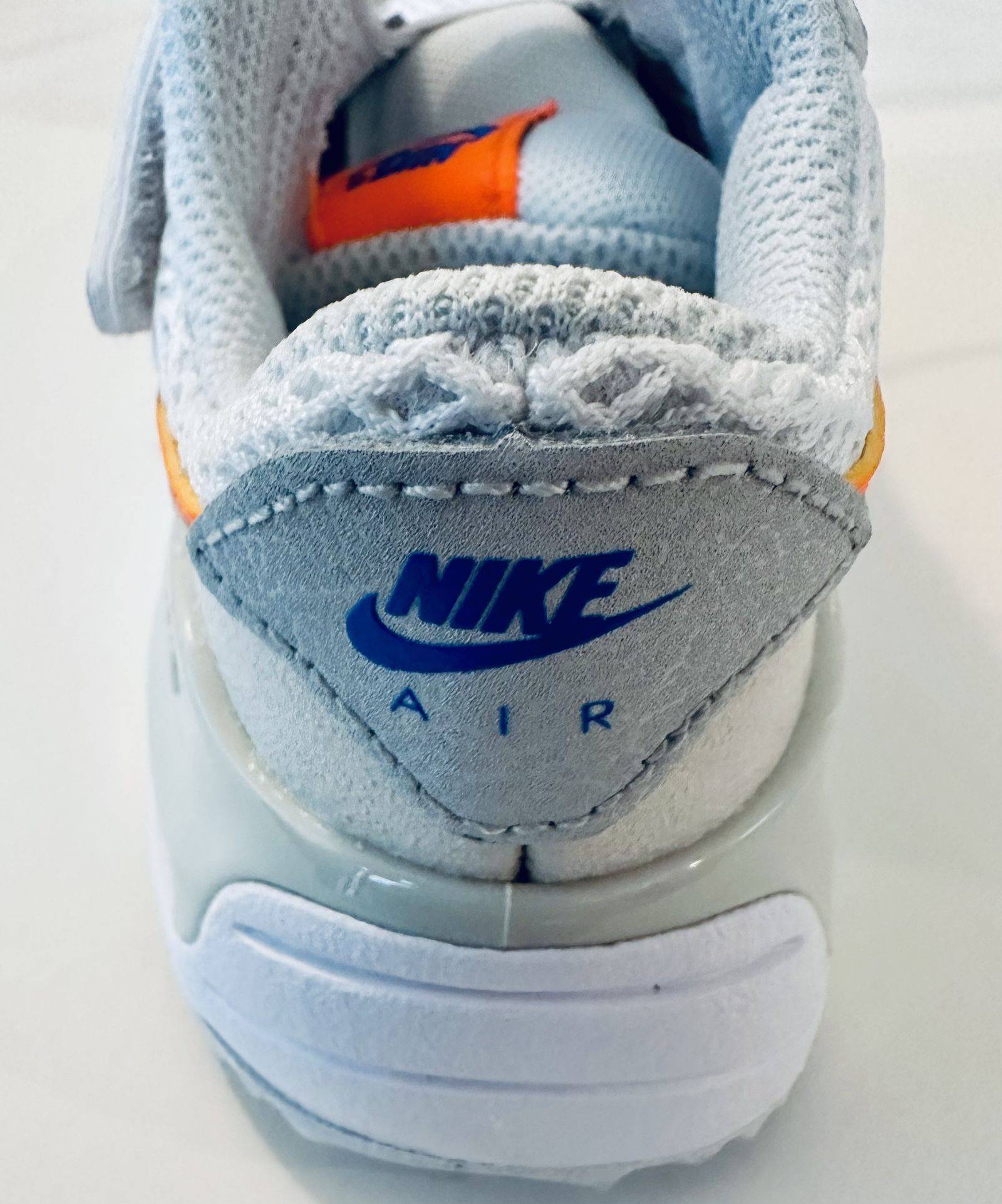 NIKE Air Max Child Size 8C