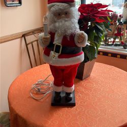 Telco Motion-ette Animated Santa Claus Christmas Display Candle Light Up Works