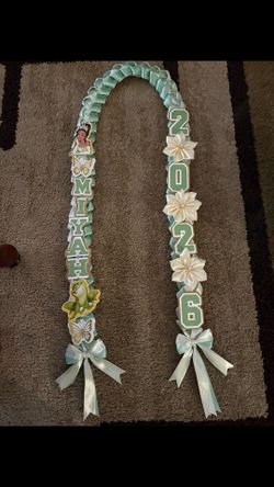 Graduation lei