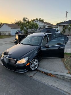 2012 Mercedes Benz C-CLASS
