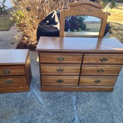 Carolina Furniture 6 Drawer Dresser with Mirror & 1 Night Stand