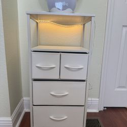Tiny Bedroom Storage with 4 Drawers