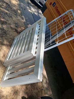 Baby Crib w /mattress