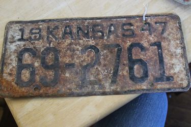 Kansas 1947 License Plate - 69-2761
