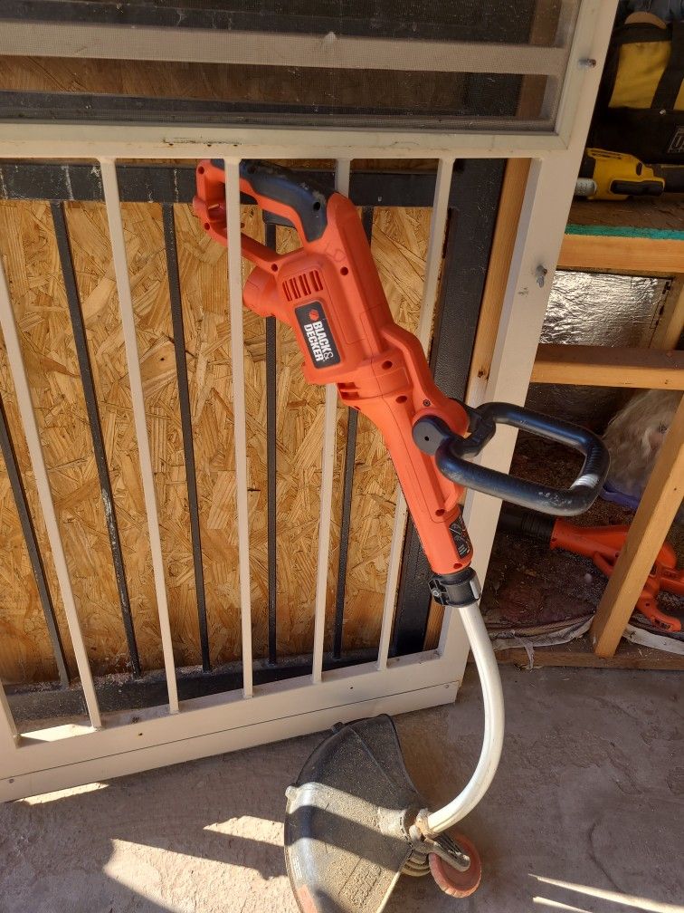 Weed Eater $35 USED CUPLE TIME