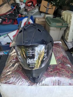 West size small motorcycle helmet