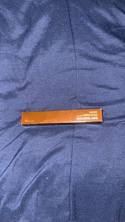 Hourglass Vanish Airbrush Concealer