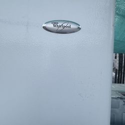 Whirlpool Two Door Fridge 