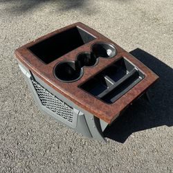 2006 Dodge center console