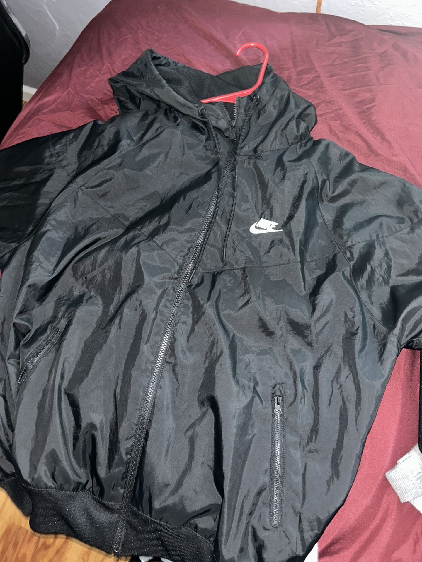 Nike Windbreaker Black Large