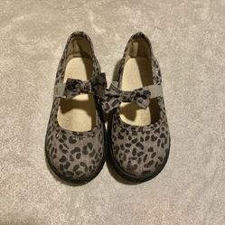 Girls Shoes Size 10c