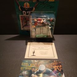 Tampa Bay Buccaneers Mike Alstott signed 2000 starting lineup figure