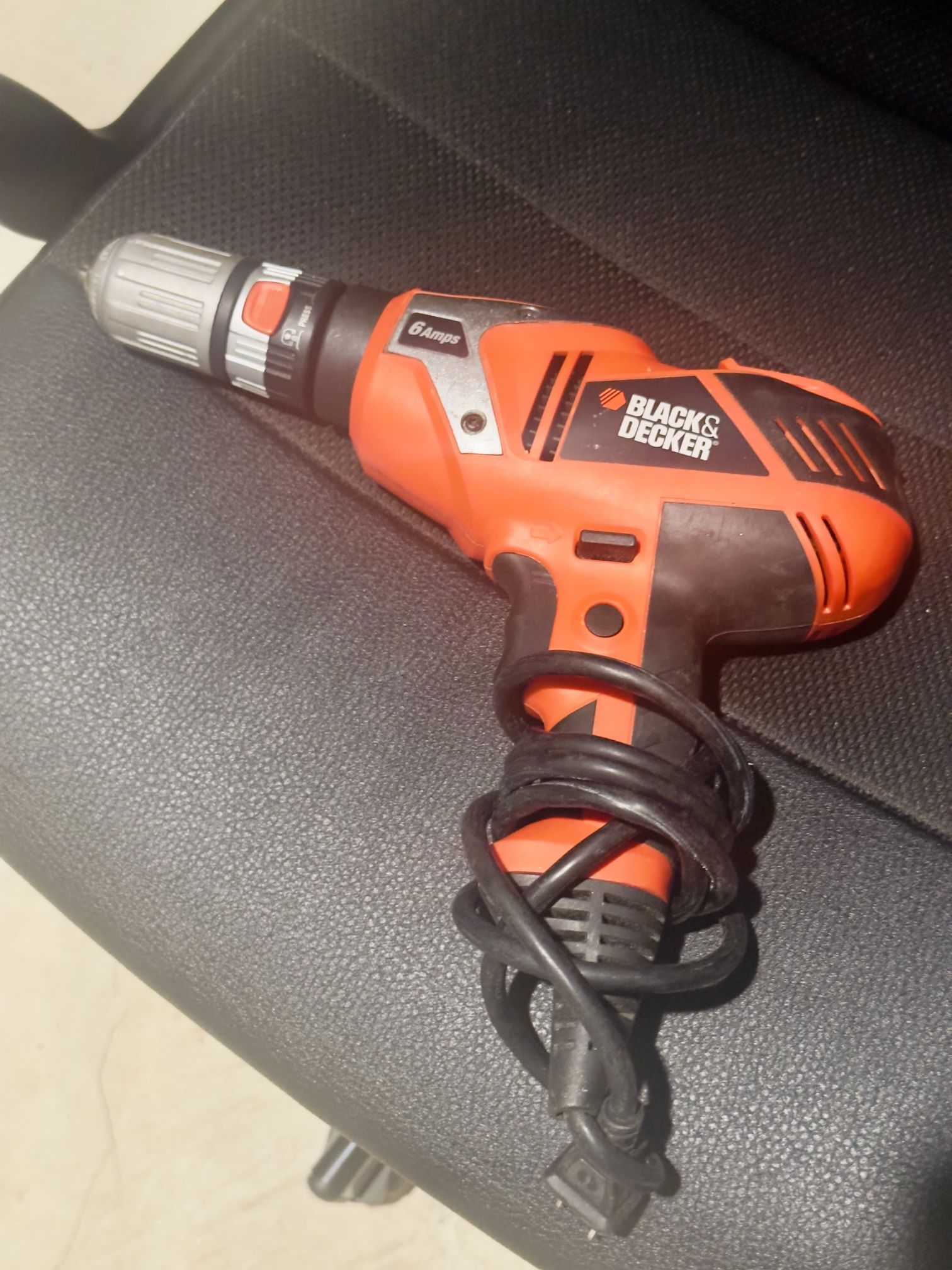 BLACK&DECKER PRO DRILL
