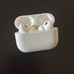 Apple AirPods Pro (2nd Gen) - USB-C Model - Good Conditio