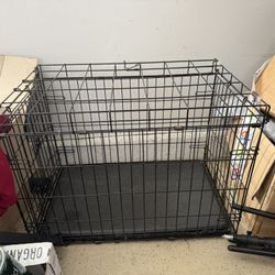 Dog crate 30 x 21 x 19 inches
