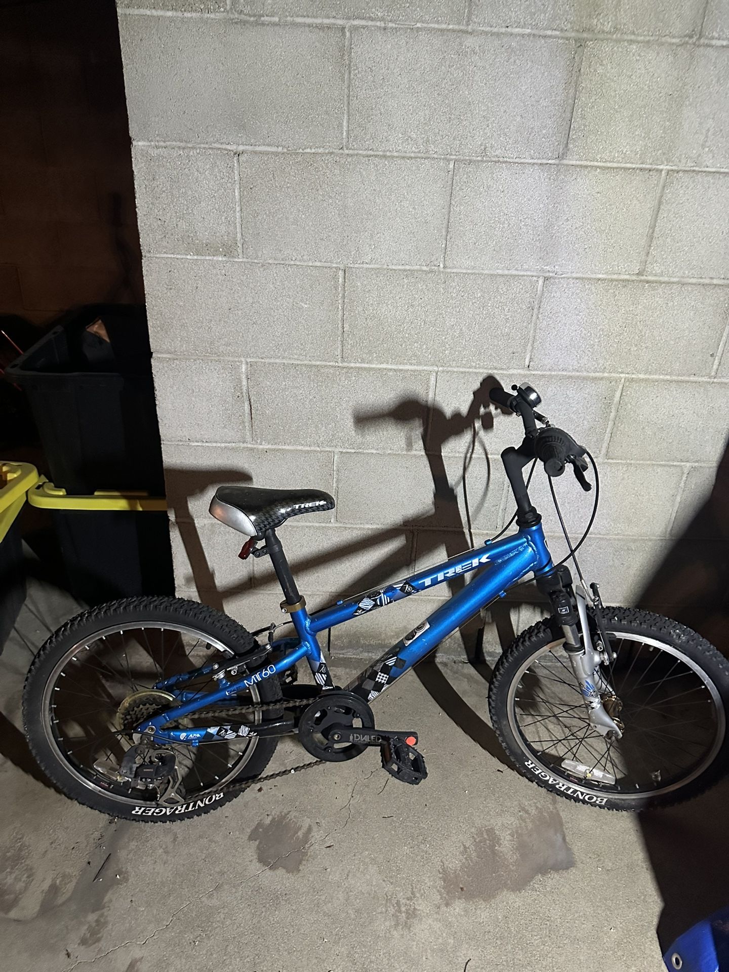 Trek MT 60 youth mountain bike
