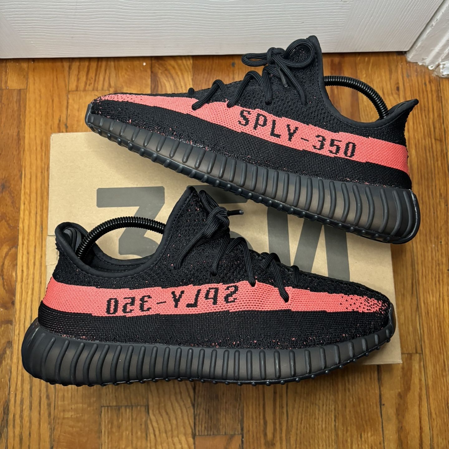 adidas Yeezy Boost 350 V2 Core Black Red (2016/2022/2023 adidas Yeezy Boost 350 V2 Core Black Red (2016/2022/2023