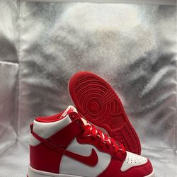 Nike dunk high championship red white