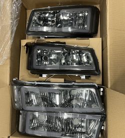 03-06 Chevrolet Silverado Smoked Headlights 
