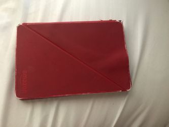 Kindle fire with magnetic case