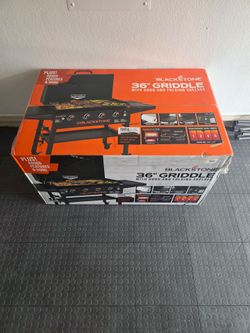 Blackstone 36" Griddle with hood and Folding Shelves